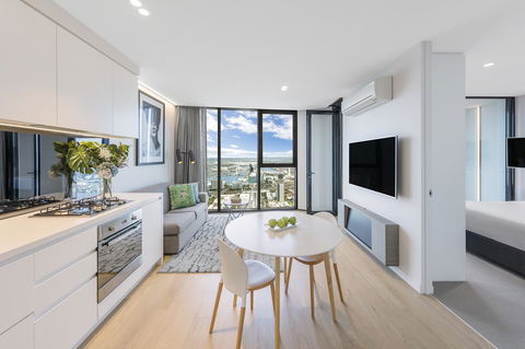 Imagine Lighthouse - Accommodation Gladstone 4
