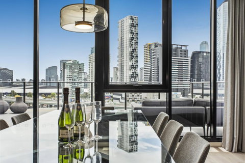 Melbourne City Apartments - Teri - Accommodation Gladstone 0
