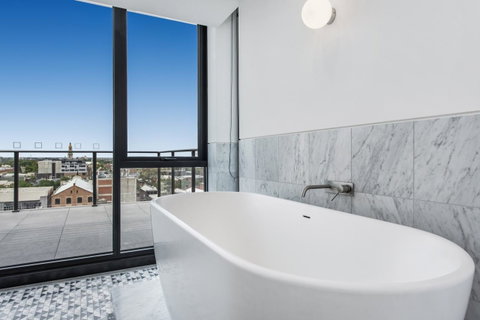 Melbourne City Apartments - Teri - Accommodation Gladstone 5