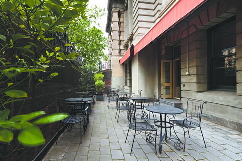 Grand Hotel Melbourne - Accommodation Gladstone 21