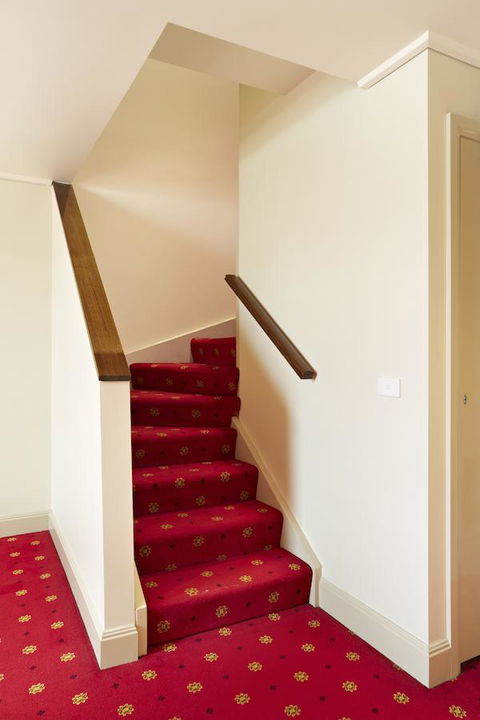 Grand Hotel Melbourne - Accommodation Gladstone 30