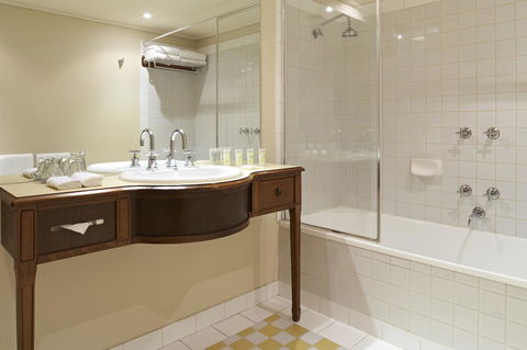Grand Hotel Melbourne - Accommodation Gladstone 26