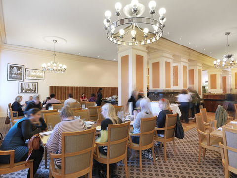 The Savoy Hotel On Little Collins Melbourne - Accommodation Gladstone 27
