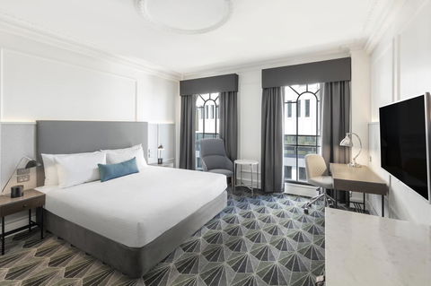 The Savoy Hotel On Little Collins Melbourne - Accommodation Gladstone 13