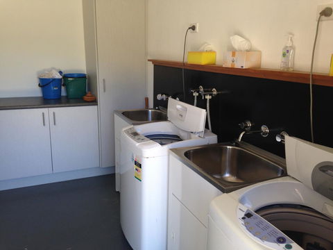 Snow View Holiday Units - Accommodation Gladstone 26