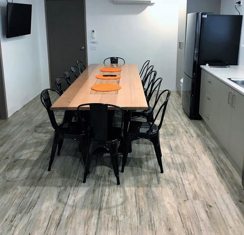Snow View Holiday Units - Accommodation Gladstone 20