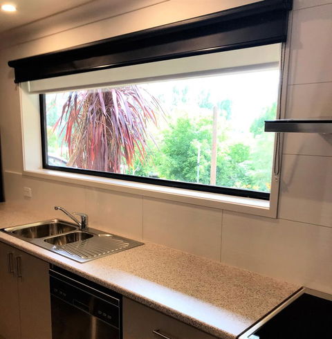 Snow View Holiday Units - Accommodation Gladstone 22