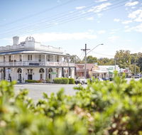 The Alexandra Hotel - Accommodation Gladstone