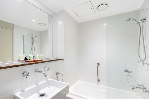 Batman\'s Hill On Collins - Accommodation Gladstone 10