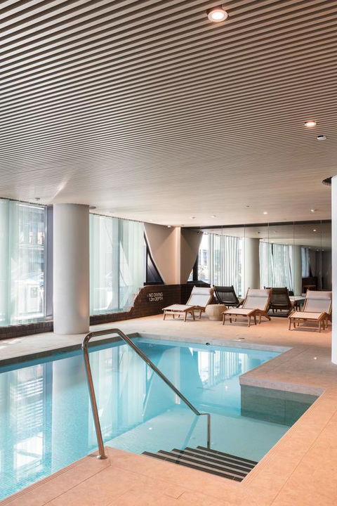 Winston Apartments Docklands - Accommodation Gladstone 16