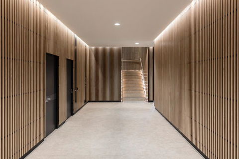 Winston Apartments Docklands - Accommodation Gladstone 20