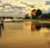 Waterfront Retreat - Accommodation Gladstone