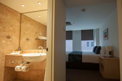 CitiClub Hotel Melbourne - Accommodation Gladstone 10