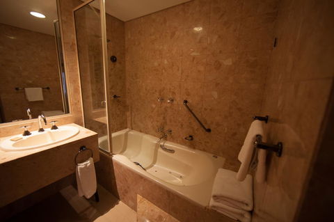 CitiClub Hotel Melbourne - Accommodation Gladstone 23