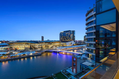 Melbourne Holiday Apartments Flinders Wharf - Accommodation Gladstone 10