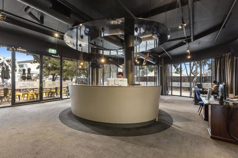 Melbourne Holiday Apartments Flinders Wharf - Accommodation Gladstone 8