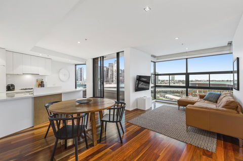 Melbourne Holiday Apartments Flinders Wharf - Accommodation Gladstone 9