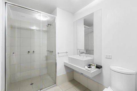 Melbourne Holiday Apartments Flinders Wharf - Accommodation Gladstone 18