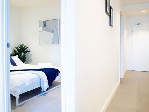 LittleStay Eporo - Central Apartments - Accommodation Gladstone 13