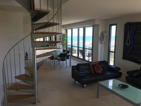 Geelong Waterfront Penthouse Apartment - Accommodation Gladstone 4
