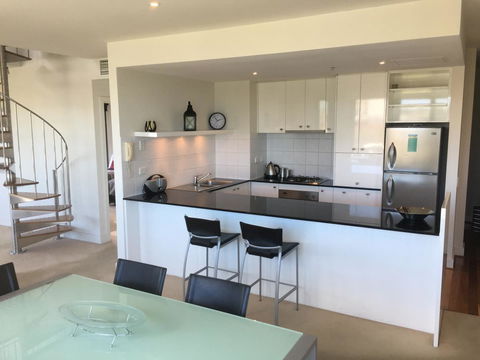 Geelong Waterfront Penthouse Apartment - Accommodation Gladstone 11