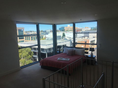 Geelong Waterfront Penthouse Apartment - Accommodation Gladstone 12