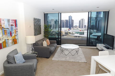 Waterfront Melbourne Apartments - Accommodation Gladstone 44
