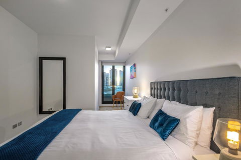 Waterfront Melbourne Apartments - Accommodation Gladstone 15