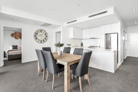 Waterfront Melbourne Apartments - Accommodation Gladstone 31