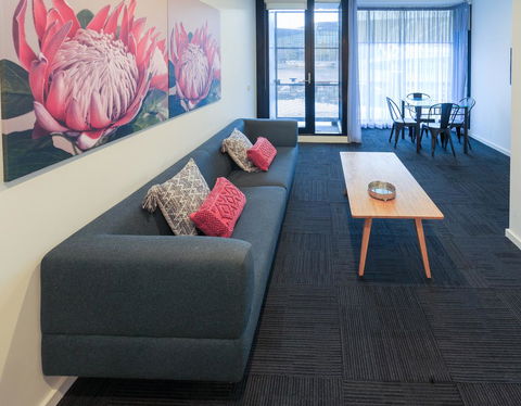 Waterfront Melbourne Apartments - Accommodation Gladstone 19