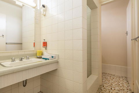 Bendigo Oval Motel - Accommodation Gladstone 16