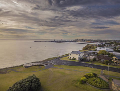 Clifftop Apartments Portland Vic - Accommodation Gladstone 3
