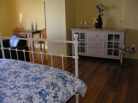 Clifftop Apartments Portland Vic - Accommodation Gladstone 9