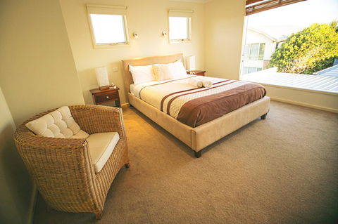 Rayville Boat Houses - Accommodation Gladstone 15