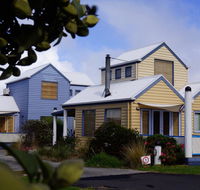 Rayville Boat Houses - Accommodation Gladstone
