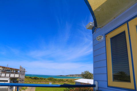 Rayville Boat Houses - Accommodation Gladstone 16
