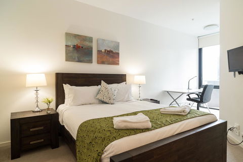 AKOM AT Docklands - Accommodation Gladstone 36