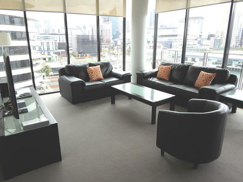 AKOM AT Docklands - Accommodation Gladstone 43