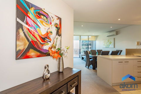 AKOM AT Docklands - Accommodation Gladstone 3