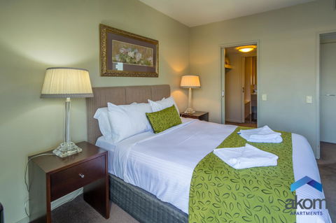 AKOM AT Docklands - Accommodation Gladstone 32