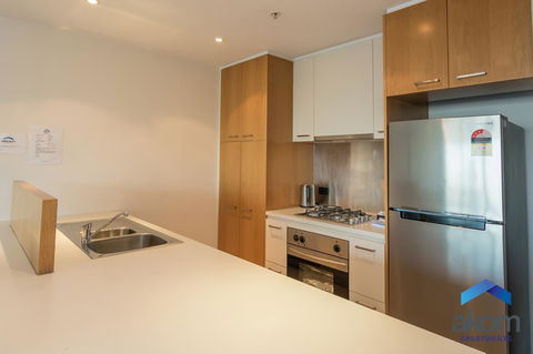 AKOM AT Docklands - Accommodation Gladstone 8