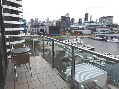 AKOM AT Docklands - Accommodation Gladstone 38