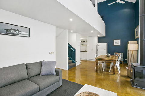 Terrace Lofts Apartments - Accommodation Gladstone 6