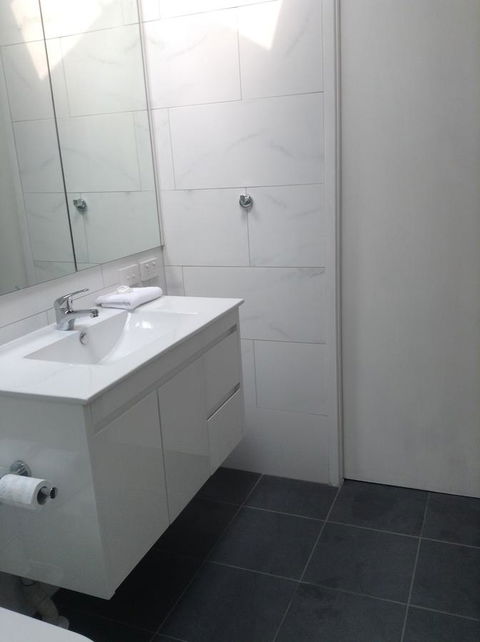 Terrace Lofts Apartments - Accommodation Gladstone 18