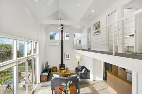 Terrace Lofts Apartments - Accommodation Gladstone 10