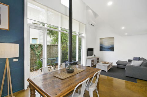 Terrace Lofts Apartments - Accommodation Gladstone 7
