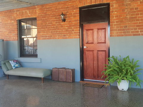 Sublime Spa Apartments - Accommodation Gladstone 0