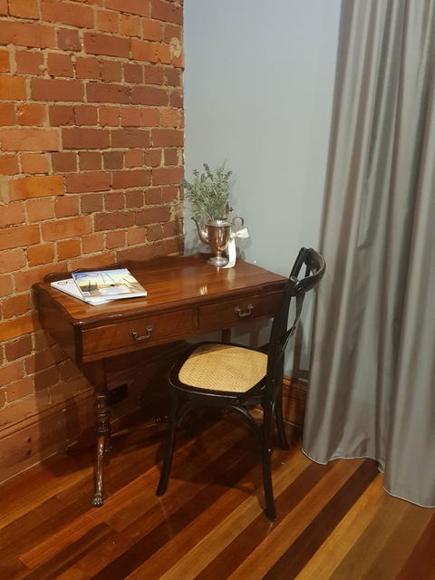 Sublime Spa Apartments - Accommodation Gladstone 13