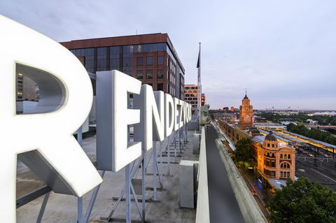 Rendezvous Hotel Melbourne - Accommodation Gladstone 0