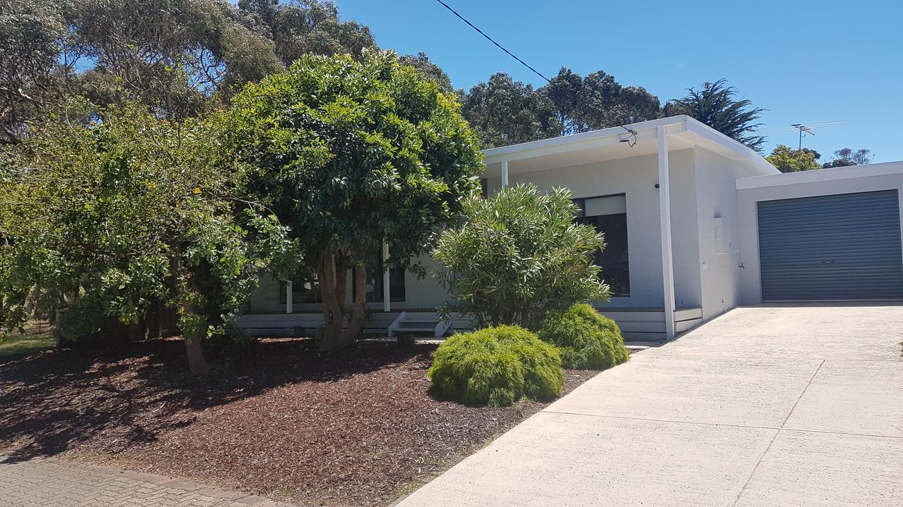 Wimbledon Heights VIC Accommodation Gladstone